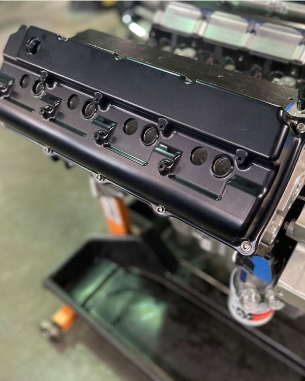 Gen 3 Hemi Valve Cover ( Hellcat ) ( Breather & Coil Mounts
